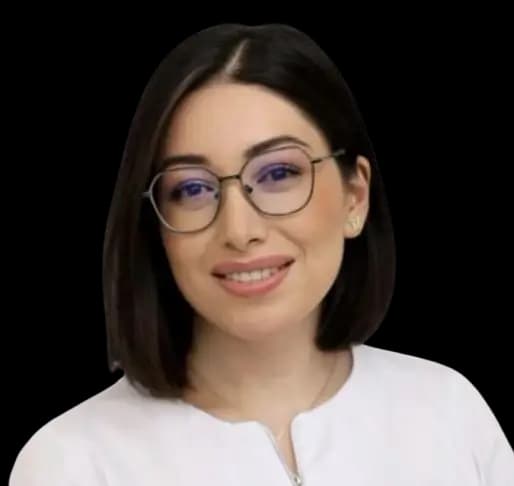 Дурсунова Амина Элимдаровна