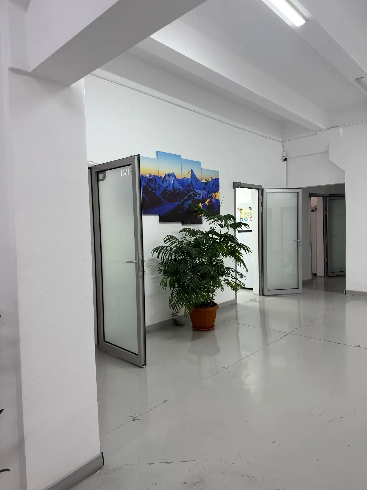 Служба экстренной педиатрической помощи Dr. Бурхановой