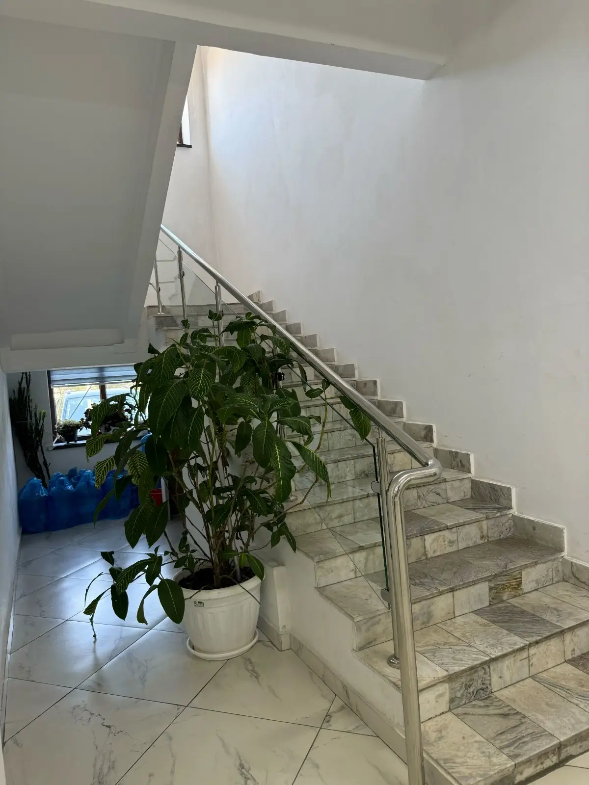 Служба экстренной педиатрической помощи Dr. Бурхановой